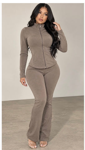 Sculpted 2 piece pant set