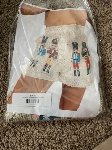 CREAM TOY SOLIDER SHORTS