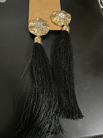 Clip on Black/gold tassle earring